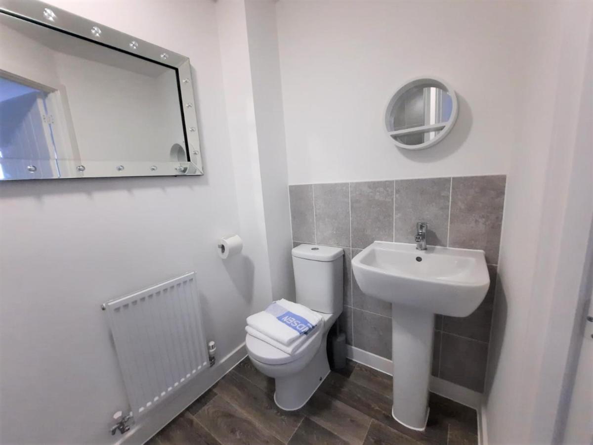 Modern 3 Bedroom Town House Ipswich Exterior foto