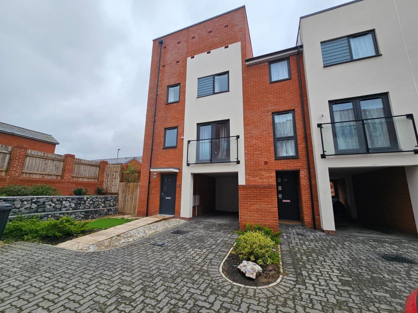 Modern 3 Bedroom Town House Ipswich Exterior foto