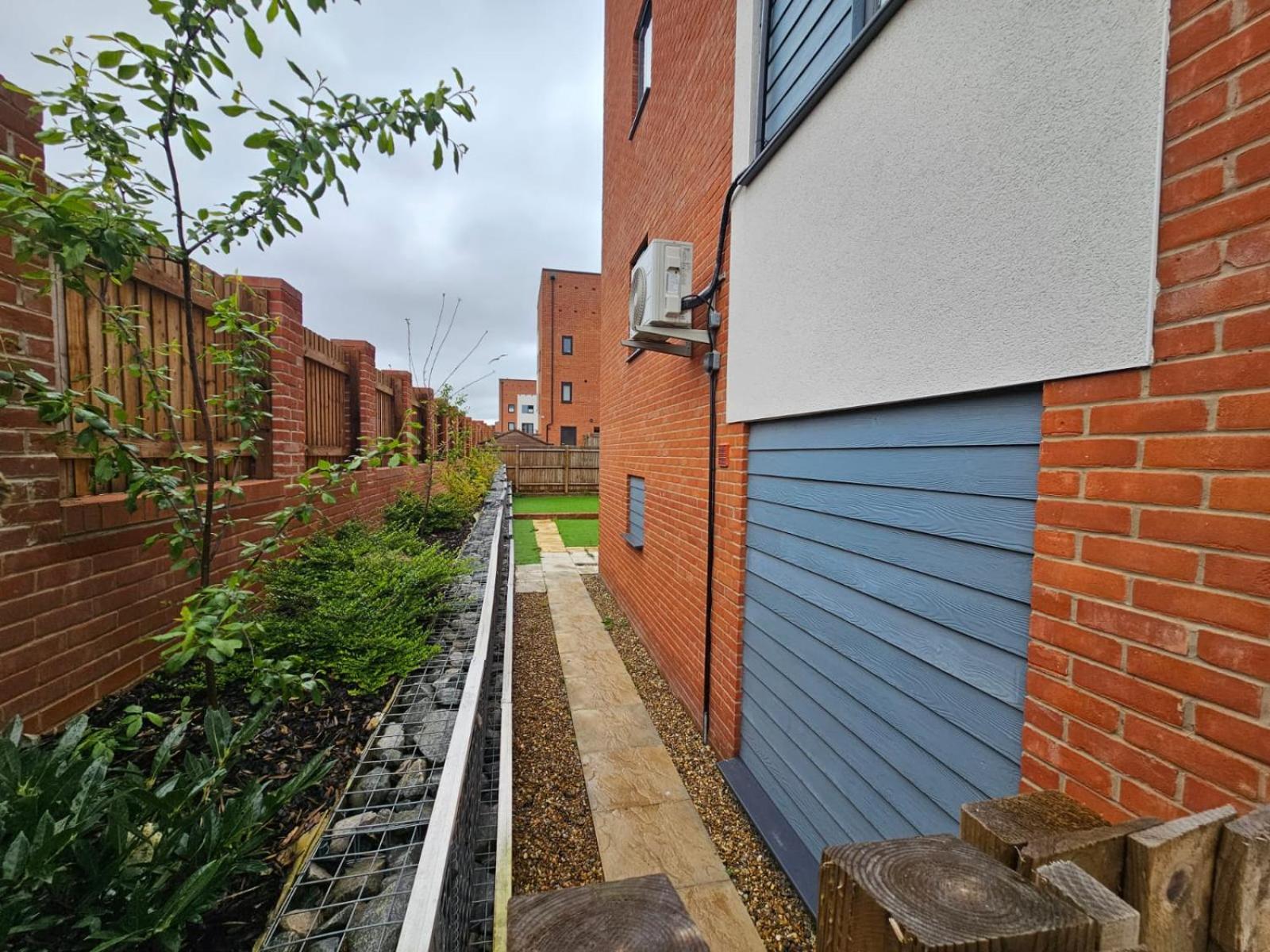 Modern 3 Bedroom Town House Ipswich Exterior foto